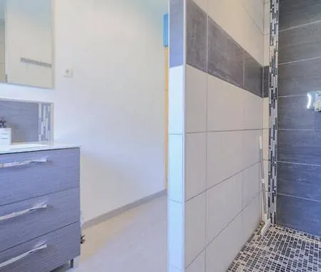 Chez Lulu Maison 4 Сasa de vacaciones *